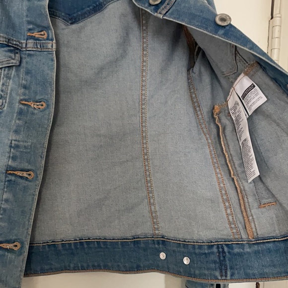 New Levi’s light wash Jean jacket women’s size XS - Picture 2 of 5